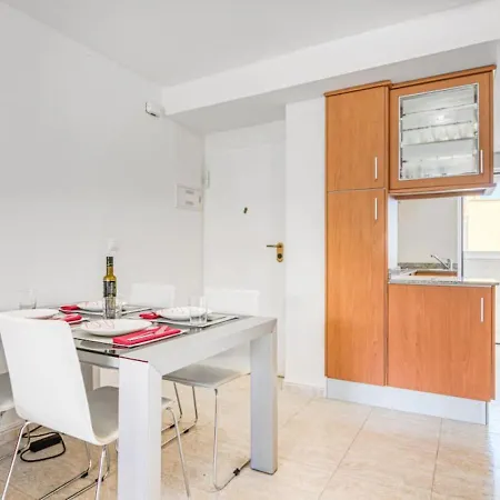 Apartamento With Beautiful Views