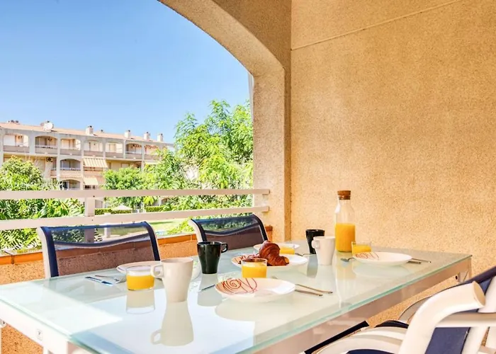 With Beautiful Views * Denia